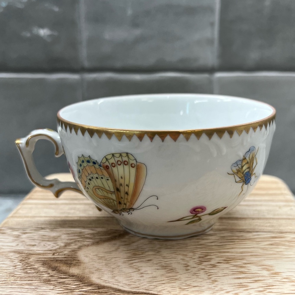 Anna Weatherley Tea Cup - Picture 3 of 5